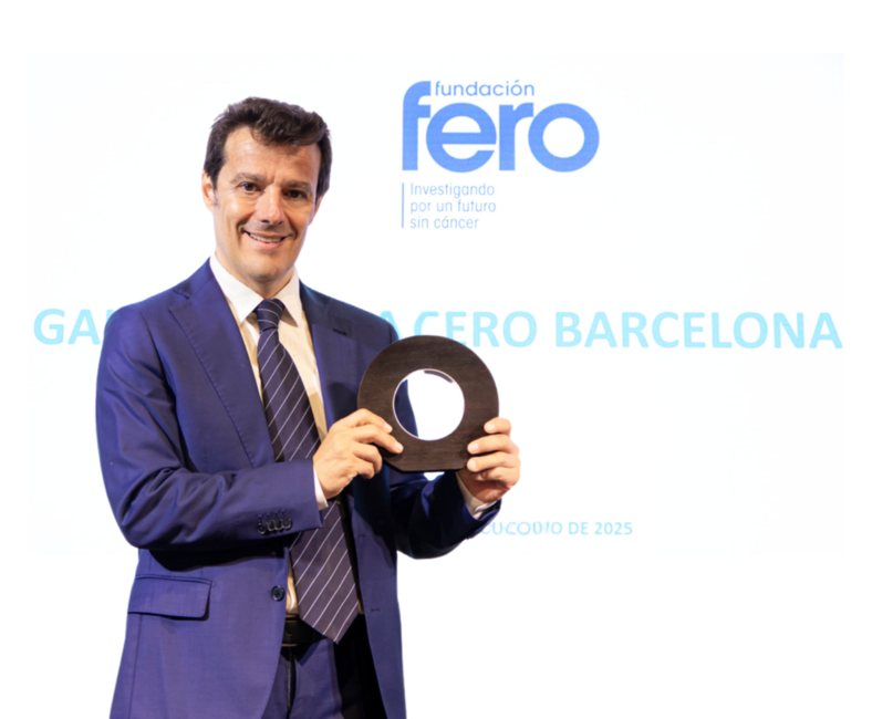 Dr Pablo Menéndez receives the FERO-Aladina Paediatric Cancer Award